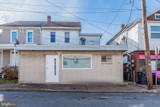 2633 Booser Ave, Harrisburg, PA 17103