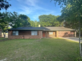 5216 Woodridge Dr, Hephzibah, GA 30815