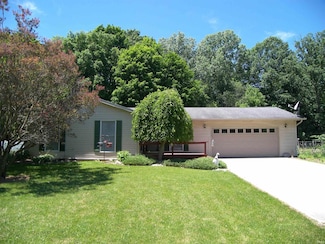 1336 Gable Dr, Warsaw, IN 46580