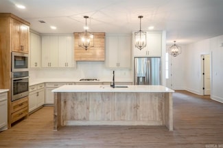 24 San Juan Way, Hot Springs Village, AR 71909