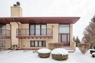 8347 160th Place Unit 16050, Tinley Park, IL 60477