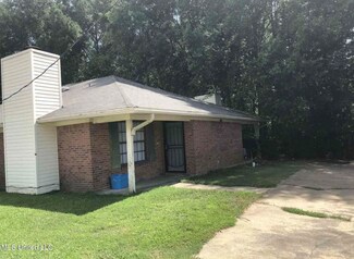 2105 Raymond Rd Unit A/B, Jackson, MS 39212