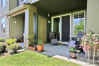 21507 42nd Ave S Unit D1, Seatac, WA 98198