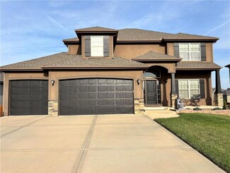 9113 N Myrtle Ave, Kansas City, MO 64156