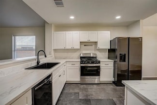 2016 Ravenscroft Dr, Austin, TX 78748