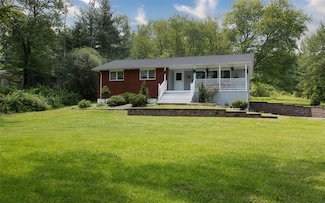 52 Old Chester Rd, Goshen, NY 10924