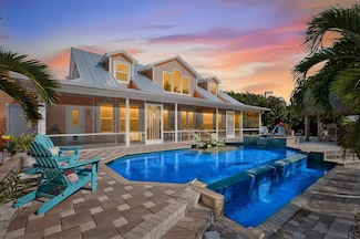 802 SE Portage Ave, Port Saint Lucie, FL 34984