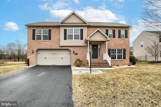 110 Hollow Ln, Dillsburg, PA 17019