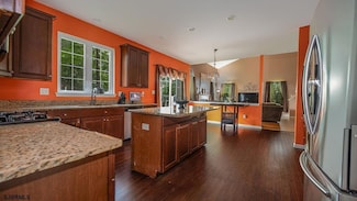 14 Strathmere Rd, Mays Landing, NJ 08330