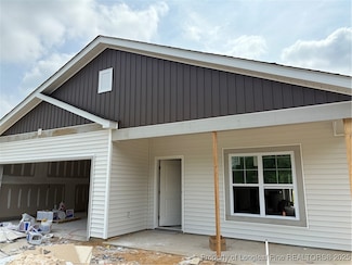 1576 Piney Grove Rd, Lumberton, NC 28360