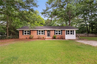 583 E University Dr, Auburn, AL 36830