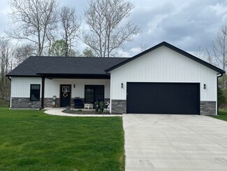 1011 E Brandy Blvd, Ellettsville, IN 47429