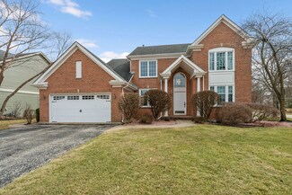 1266 Thorndale Ln, Lake Zurich, IL 60047