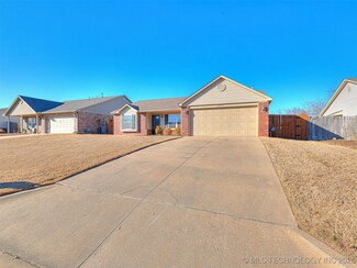 26041 E 89th St S, Broken Arrow, OK 74014
