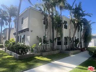 4129 1/2 W Toluca Lake Ave, Burbank, CA 91505