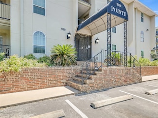 910 Duncan Ln Unit 31, Austin, TX 78705