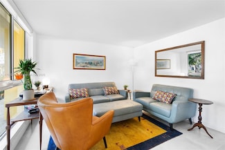 2400 NE 9th St Unit 104, Fort Lauderdale, FL 33304
