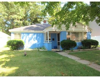 89 Wilton St, Springfield, MA 01109