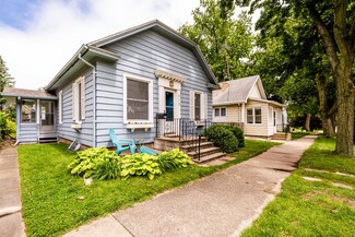 913 Wolcott Ave, Saint Joseph, MI 49085