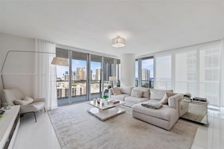 300 Sunny Isles Blvd Unit 4-1501, Sunny Isles Beach, FL 33160