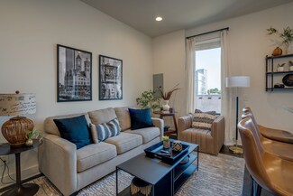 210 30th Ave N Unit 305, Nashville, TN 37203