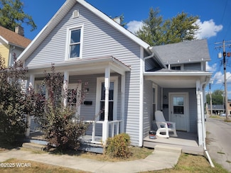 118 W Buckeye Ave, Ada, OH 45810