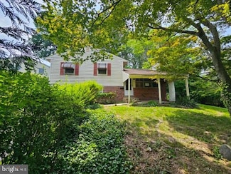 42 Russell Rd, Willow Grove, PA 19090