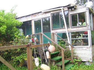 80 Elma St, Copalis Beach, WA 98535