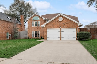 1719 Altacrest Dr, Grapevine, TX 76051