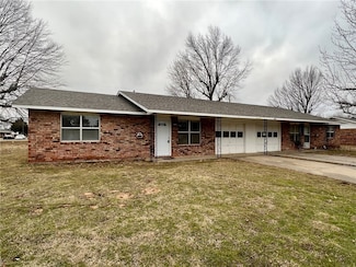 2004 Horseshoe Dr Unit A, Springdale, AR 72762