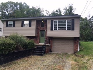 1223 Center St, White Oak, PA 15131