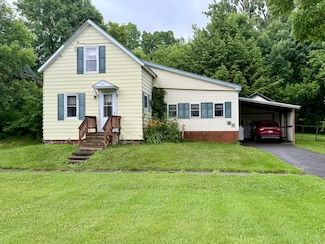 162 S William St, Malone, NY 12953