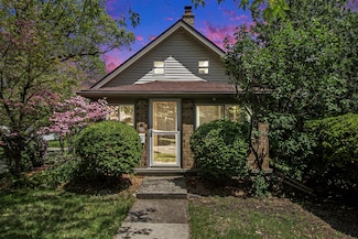 916 Brooks St, Ann Arbor, MI 48103