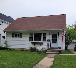 415 Chicago Ave, Downers Grove, IL 60515