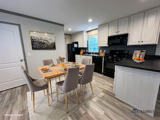 9 Lou Henry Ln Unit AM9, West Branch, IA 52358