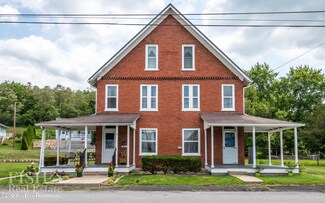 22 E Arch St, Mill Hall, PA 17751