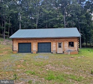 1079 Little Mountain, Cabins, WV 26855