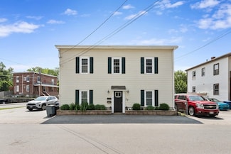 2 Hart St Unit B, Wakefield, MA 01880