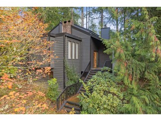 2415 Park Hill Dr, Longview, WA 98632