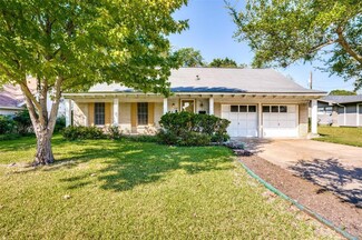 1107 Edwards Ct N, Irving, TX 75062