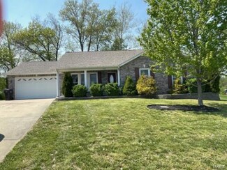 103 Robin Hood Dr, Troy, MO 63379