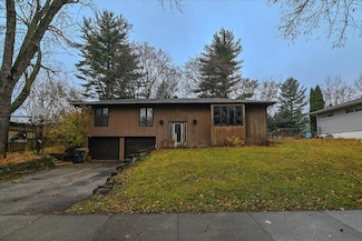 1910 Lewon Dr, Madison, WI 53711