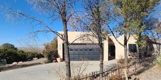 1112 Calle Del Valle, Belen, NM 87002