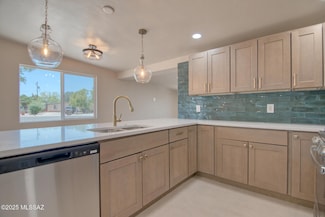 1218 W La Pasadita Place, Tucson, AZ 85705