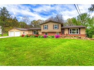 114 Meadow Ln, Peninsula, OH 44264
