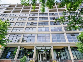 900 N Kingsbury St Unit 818, Chicago, IL 60610