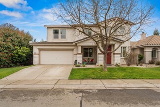 325 Royal River Dr, Yuba City, CA 95991