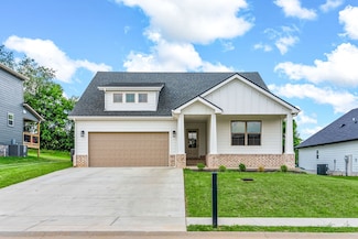 345 Frontier Dr, Clarksville, TN 37043