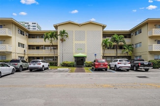 11930 NE 19th Dr Unit 15, North Miami, FL 33181