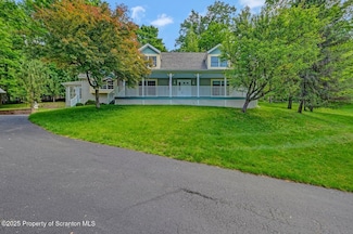 53 Eastwoods Rd, Tunkhannock, PA 18657